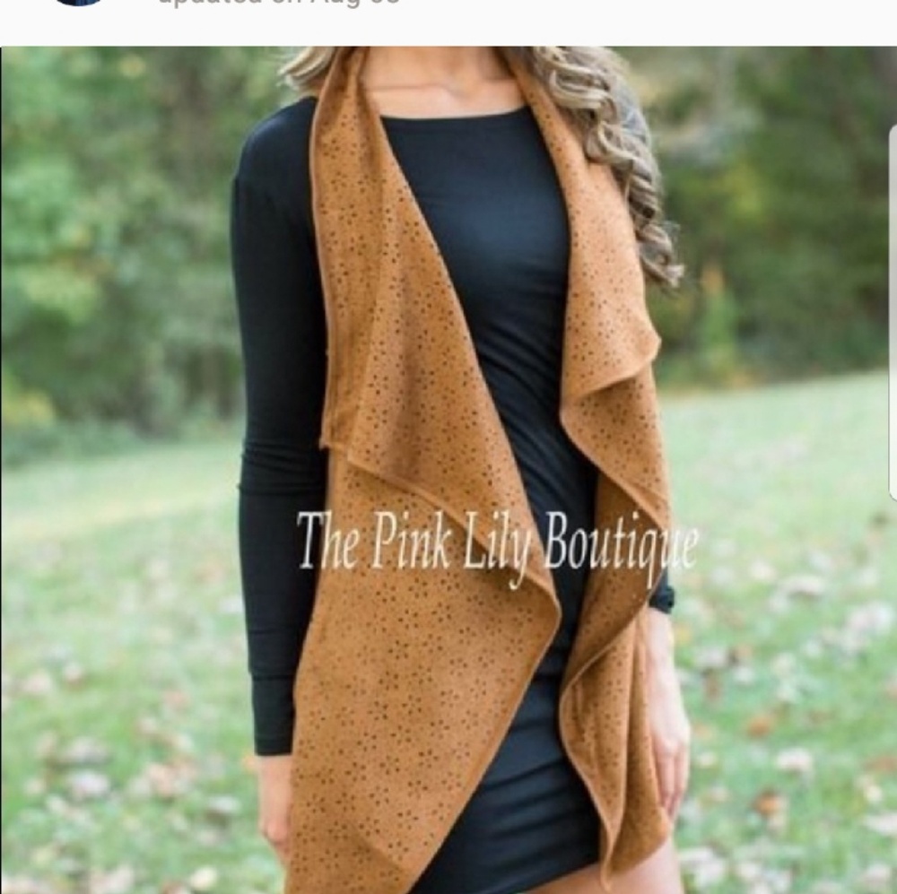 FAUX SUEDE VEST